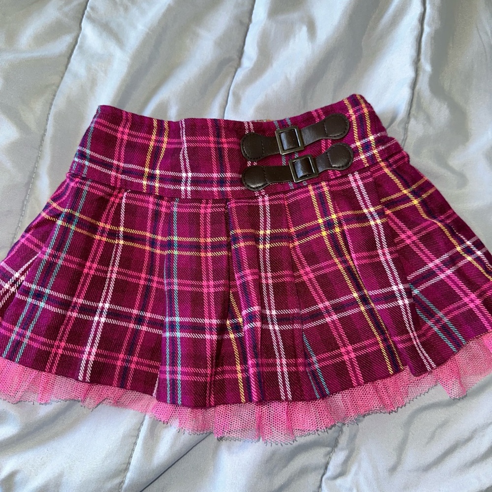 Cherokee Skater Mini Skirt in Red and Pink